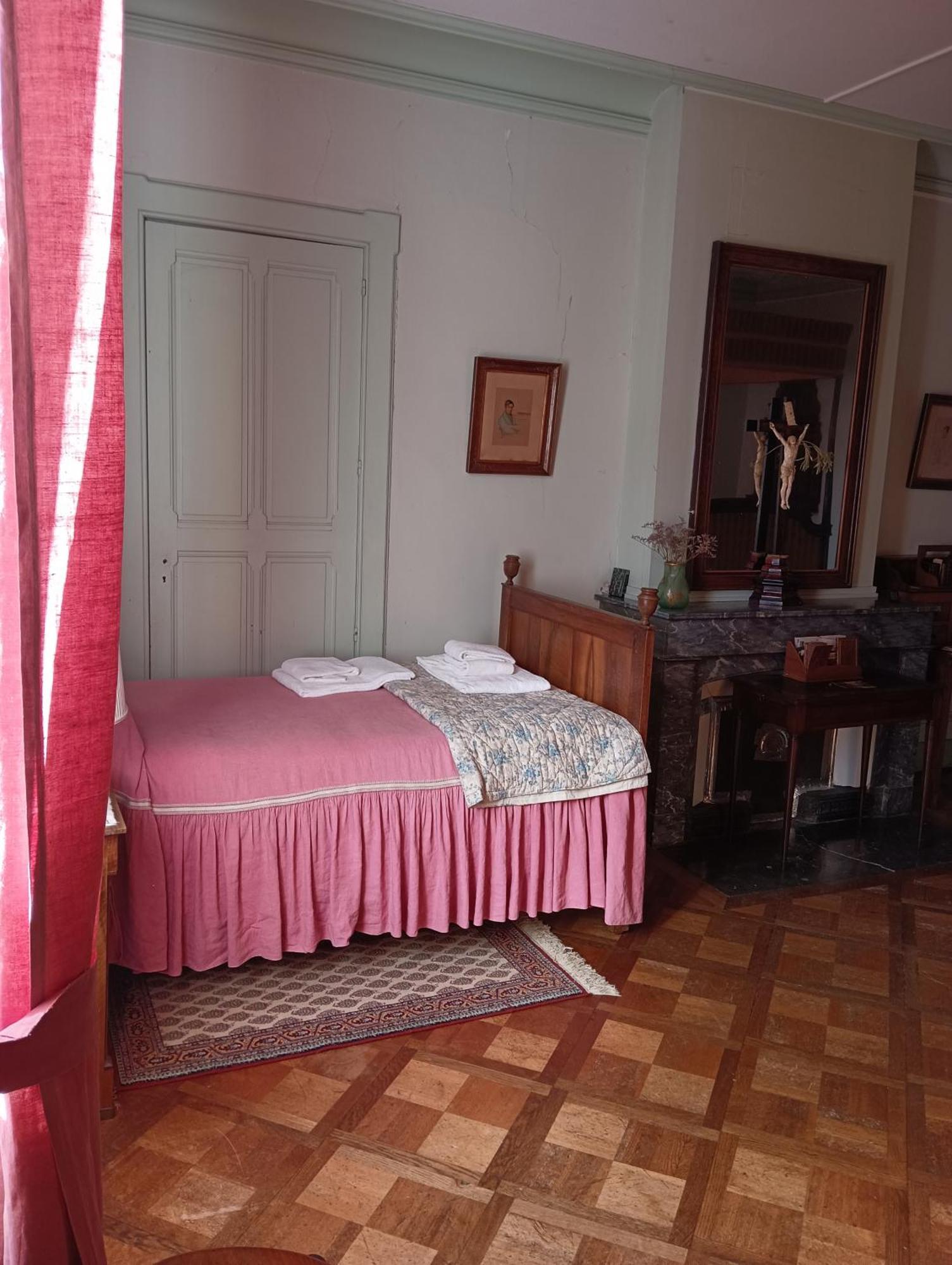 Chateau De Varambon Room photo